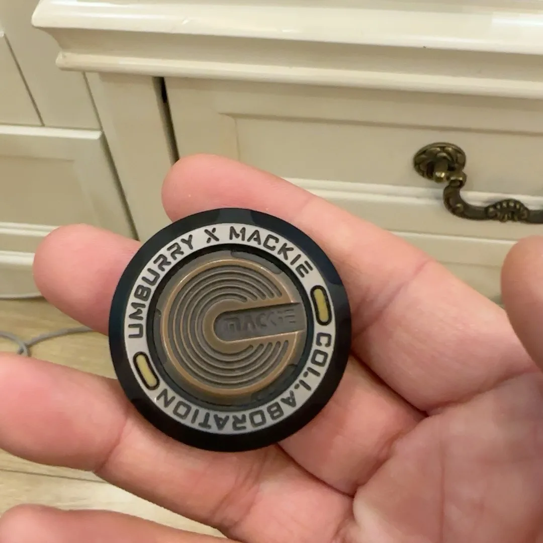 Совместное вентиляционное отверстие MACKIE&UMBURRY с Макки для PDC Совместное вентиляционное отверстие MACKIE&UMBURRY с Макки для PDC