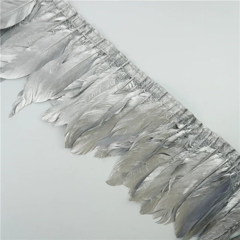 2 Meter Sprühgold-Silber-Gänsefederquastenband, Fransenband mit Federn für Bastelarbeiten, Kleiderdekoration, Kleidungsdekorationen – Detail 3