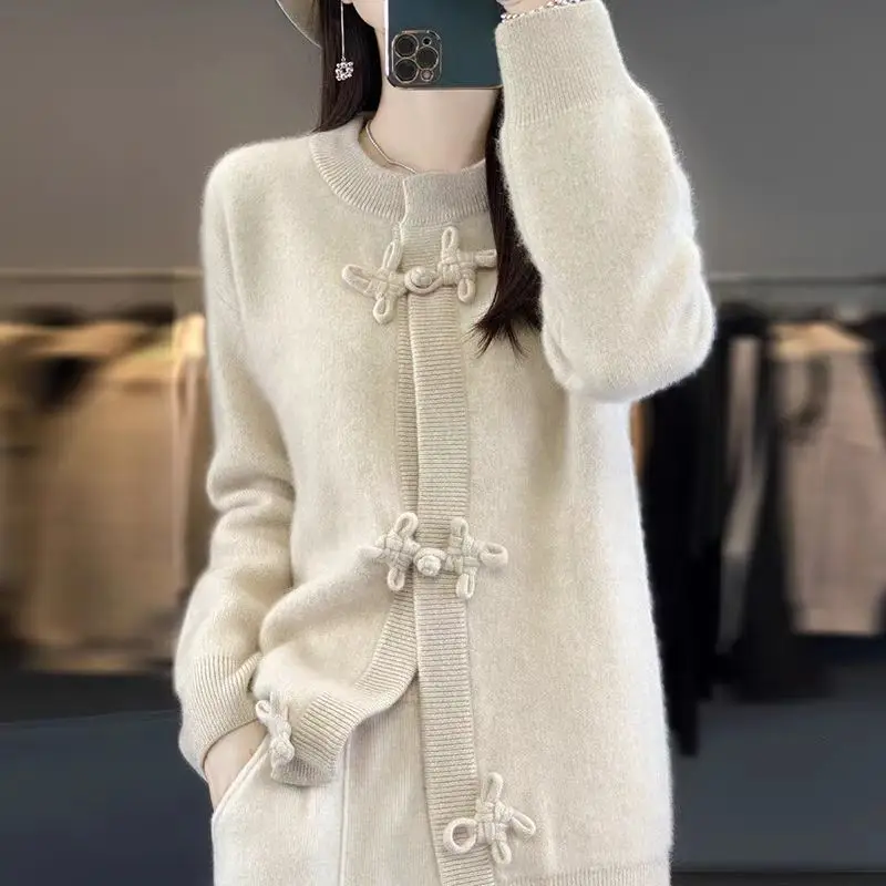 2024 Cashmere Cardigan Women's Round Neck Chinese Style Buckle Knitted Wool Long Sleeved Outer Layer With Thick Loose Sweater