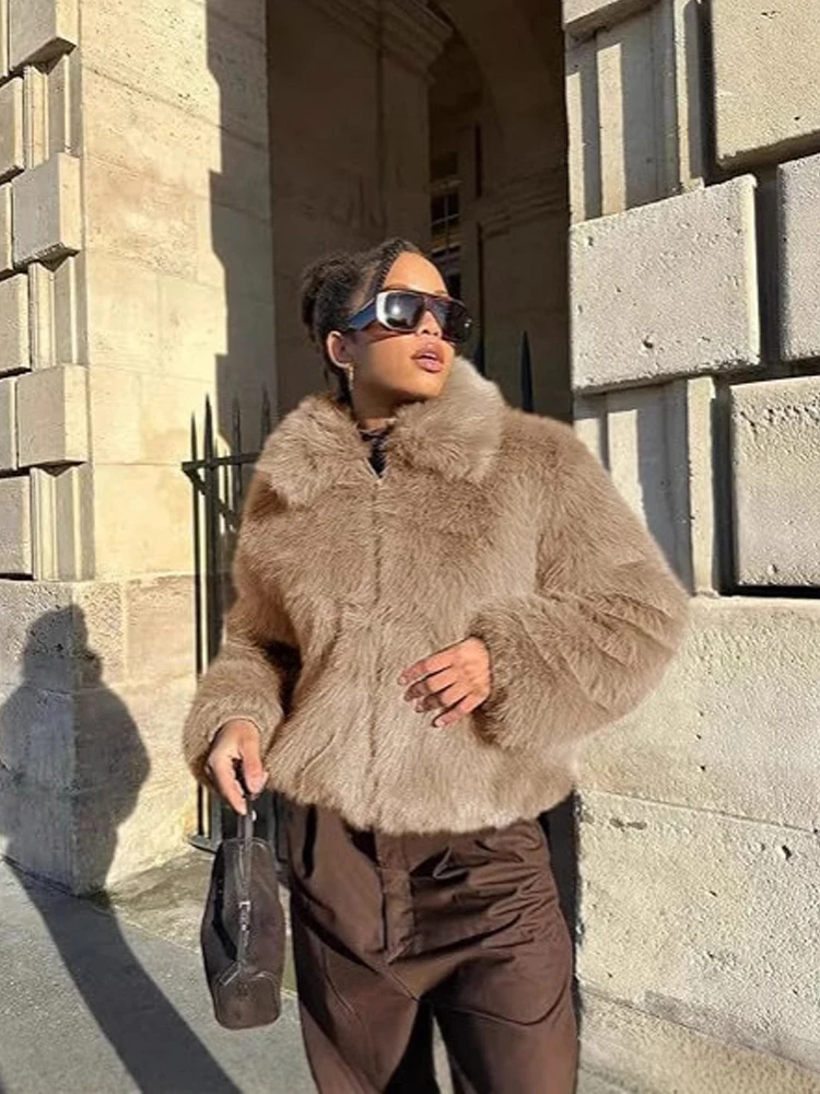 厚く暖かい折り返し襟フェイクファージャケット女性の無地長袖冬ショートコートファッションジッパーふわふわパーカー