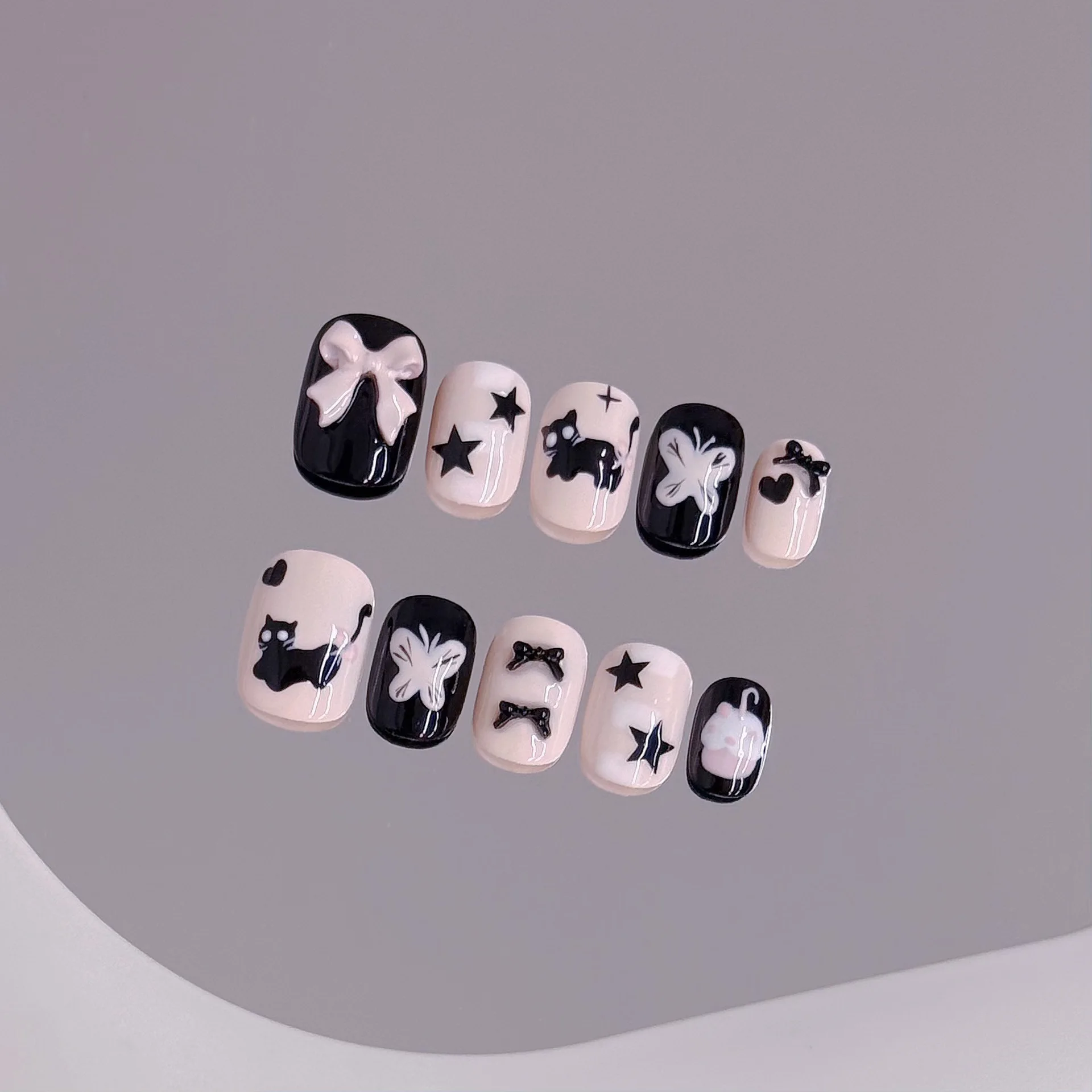 

10pcs Handmade Short Press on Nails Cute Black Cartoon Cat Pink Bow Design Fake Nails Wearable Nails Art Tips Girl Party Wearing