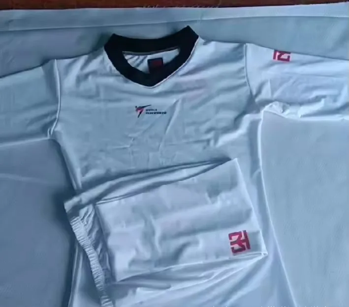 Taekwondo tight elastic sportswear, unisex competition clothing, super soft, breathable and fast drying new regulations