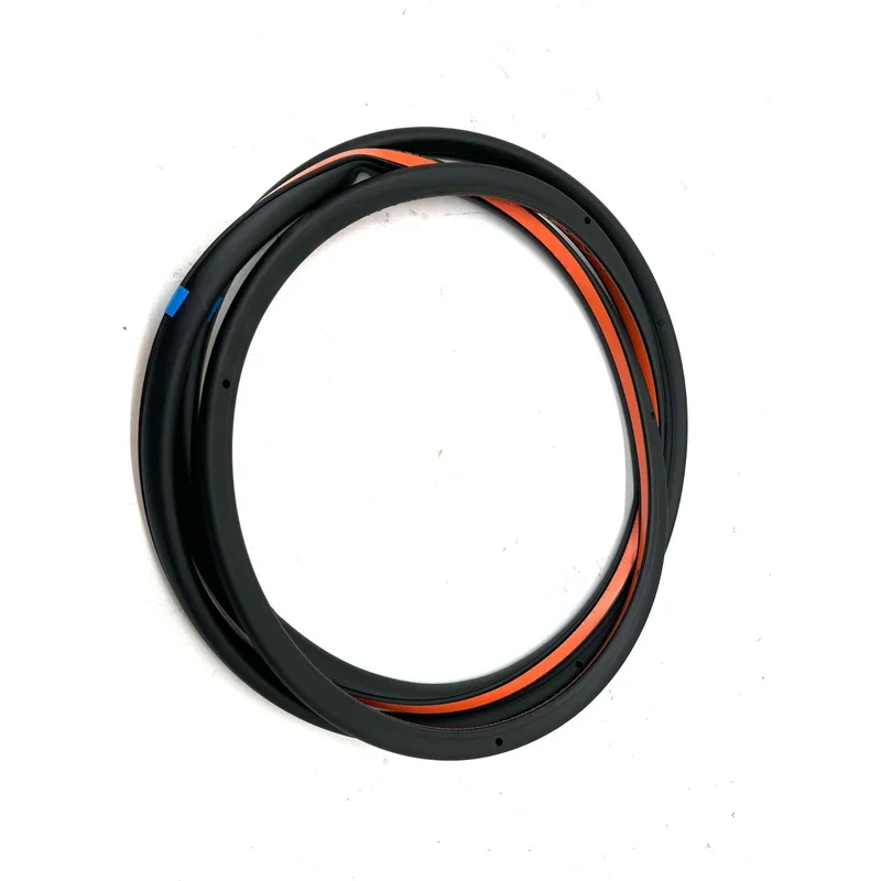 

♥ Подходит для уплотнительной ленты задней двери Porsche Panamera (левая) - 2017 2023 - 971839911