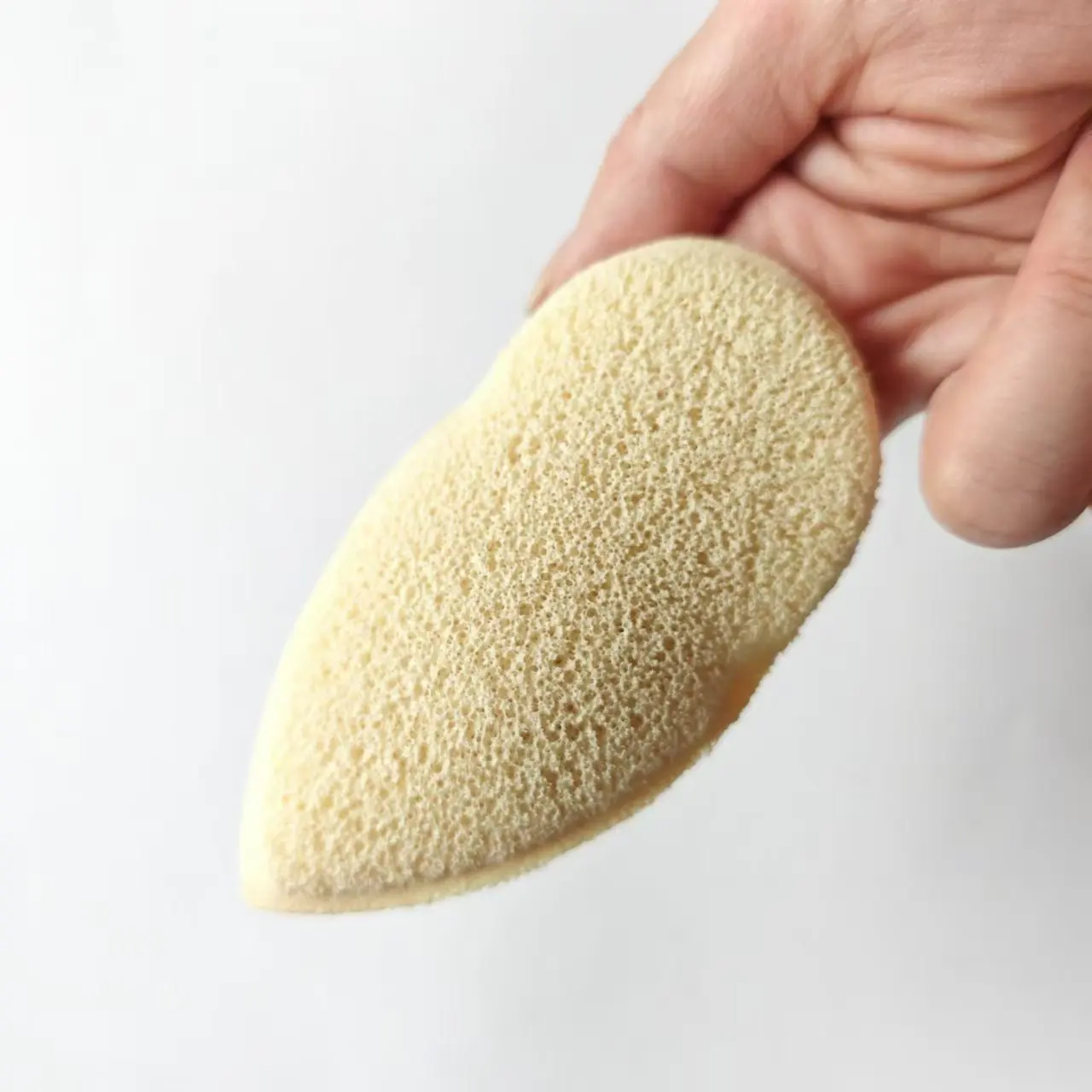 Esponja de pulpa de madera Natural para polvo facial, esponja de limpieza facial espumosa, cosmética, 4/8/16 Uds.