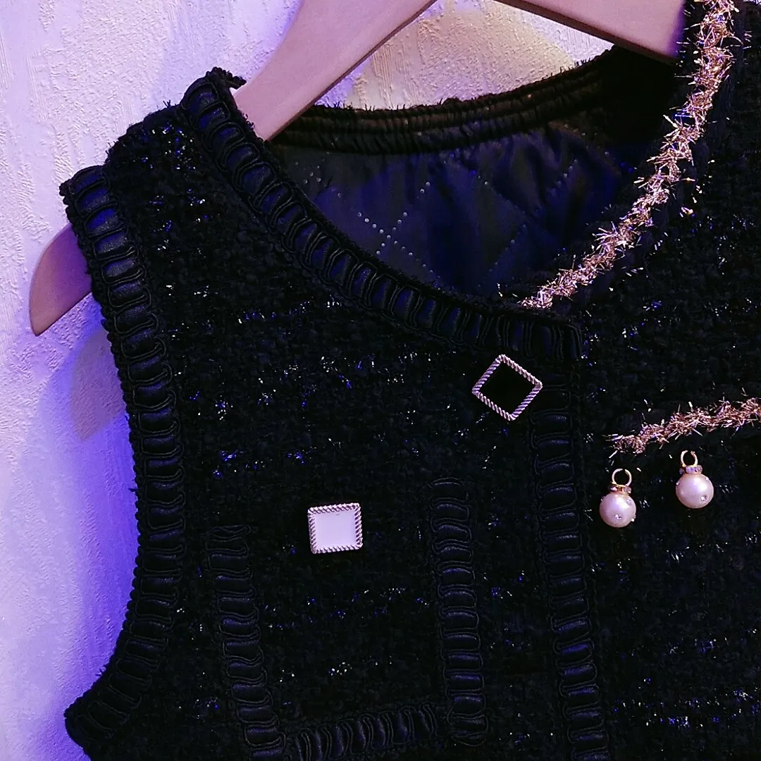Girls' Vest Spring and Autumn New Thick Cotton Vest Small Fragrant Style Woven Jacket Versatile Korean Sleeveless Top Trendy