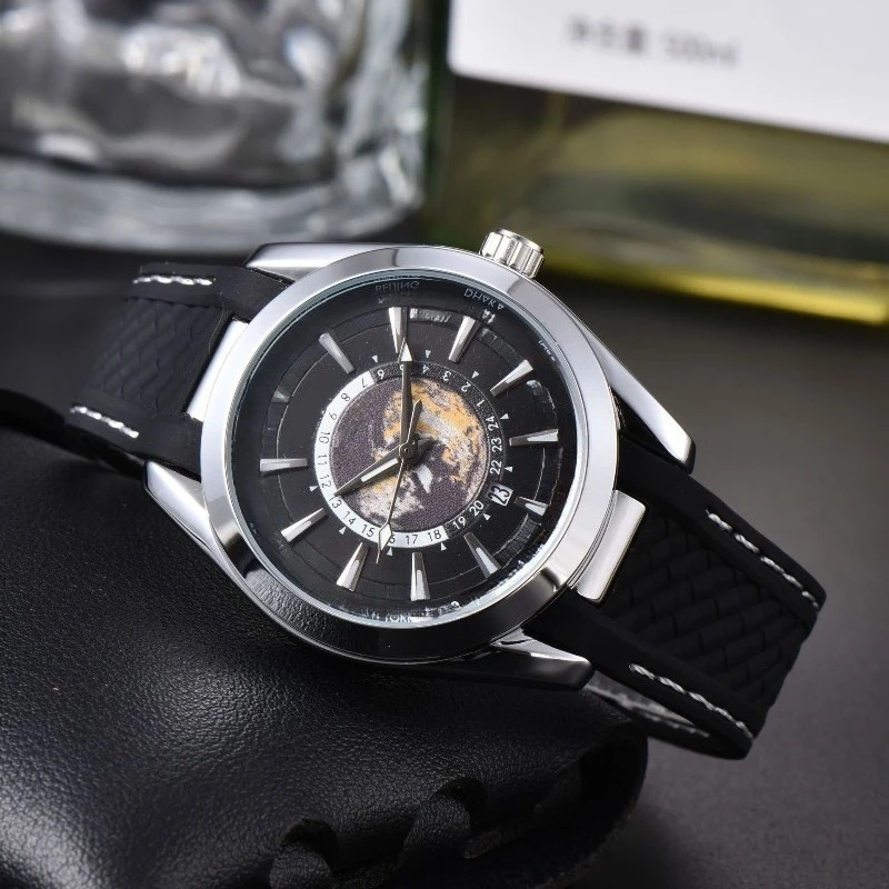 ساعة كوارتز رجالية فاخرة على الطراز الميكانيكي سوار فولاذي غير قابل للصدأ كريستال الياقوت مقاوم للماء 100 متر تقويم مضيء كرونوغراف
