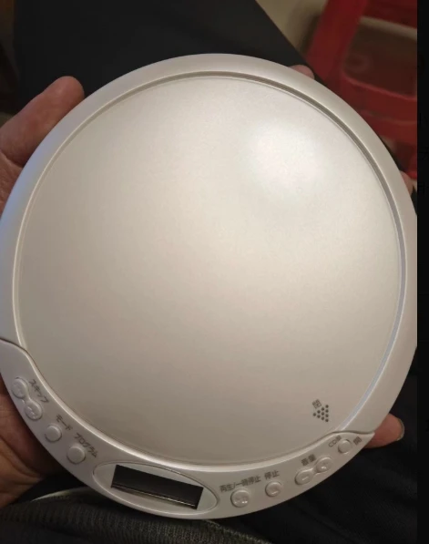 

Brand New Genuine Antique Portable CD Player MP3 Format Walkman Player English CD Learning Machine