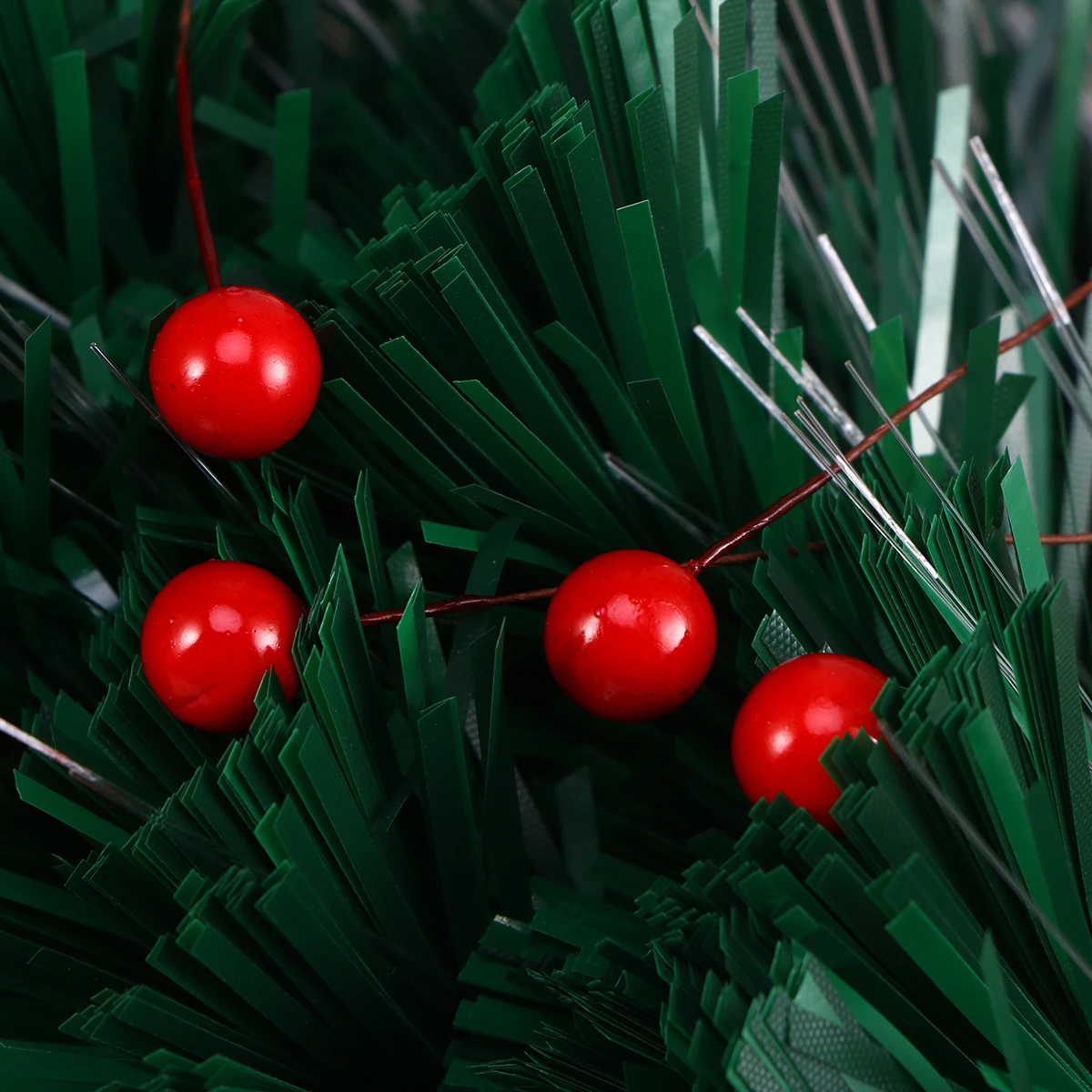 

400 Pcs Simulated Fruit Berries for Wreaths Holly Stimulation Artificial Christmas