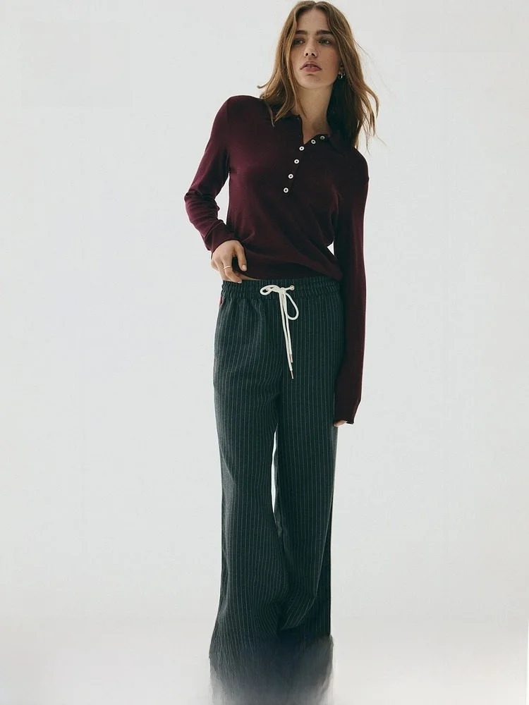 

Faionable Long Sve irt Casual Wine Red Color Women's Knitted Sweater by H&M Spring Collection Comfortable Fit