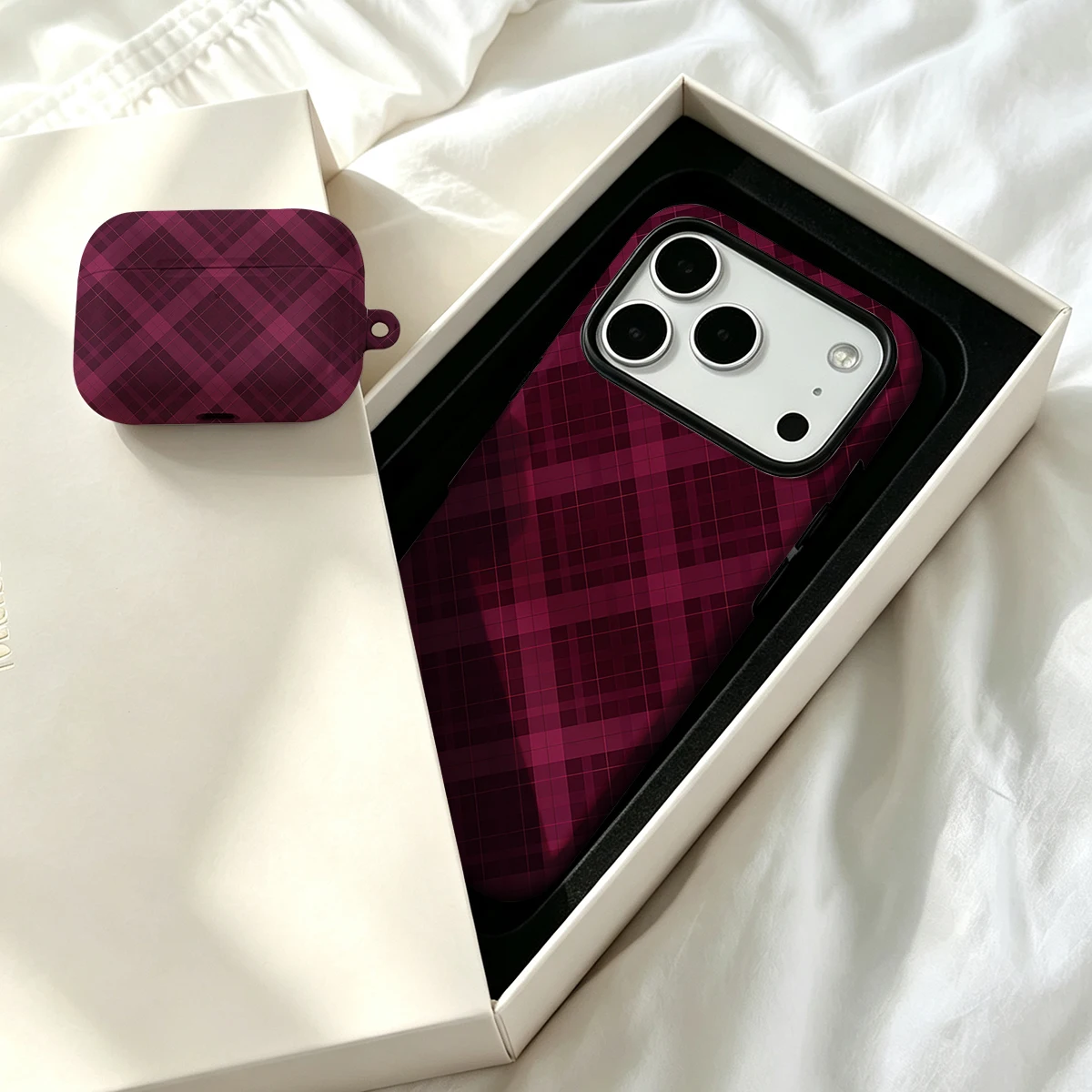 2 in 1 Burgundy Diagonal Plaid - đánh giá và giá Airpod Case Cover