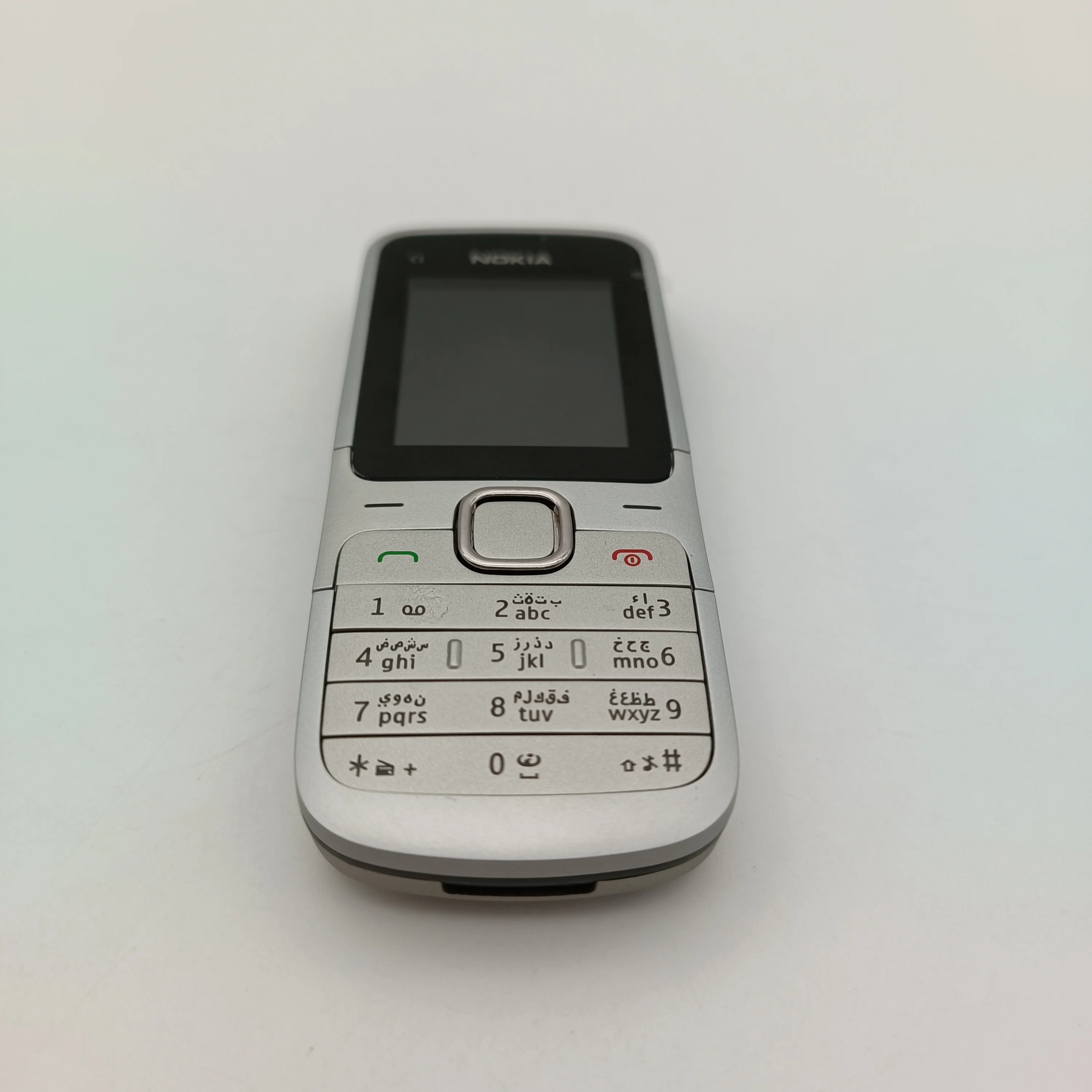 هاتف Nokia C1-01 الأصلي مصنوع في فنلندا يدعم اللغة الإنجليزية بحالة جيدة