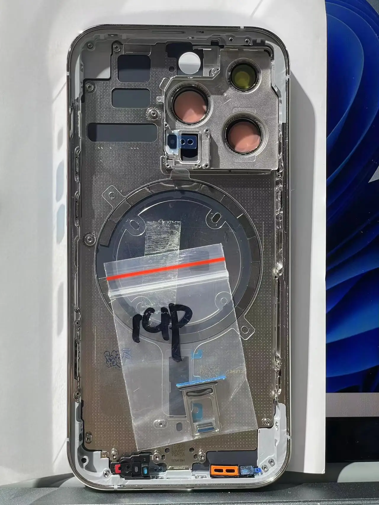 

Whole sale 14 pro frame with back glass ,with button and sim tray,with mesh and magnet