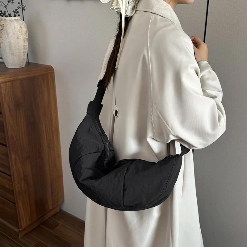 Custom Logo Nylon Crescent Hobo Sling Bag Large Capacity Women Crossbody Shoulder Bag Custom Print Daily Travel Handbag