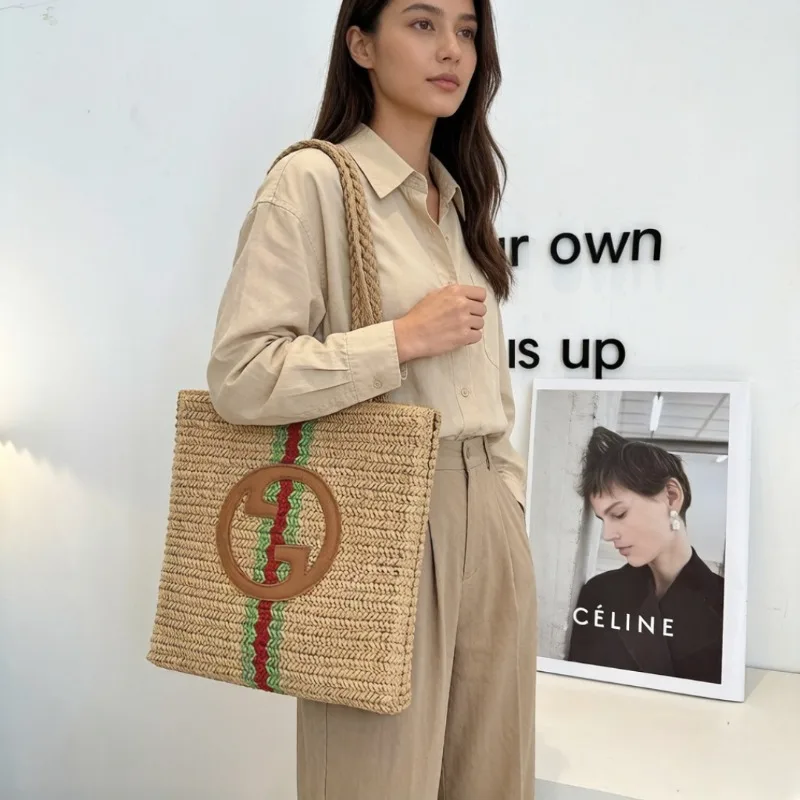 

Minimalist Straw Handbag Women Summer Beach Shoulder Bag Retro Woven Tote Casual Commute Bag Large Capacity Seaside Vacation Bag