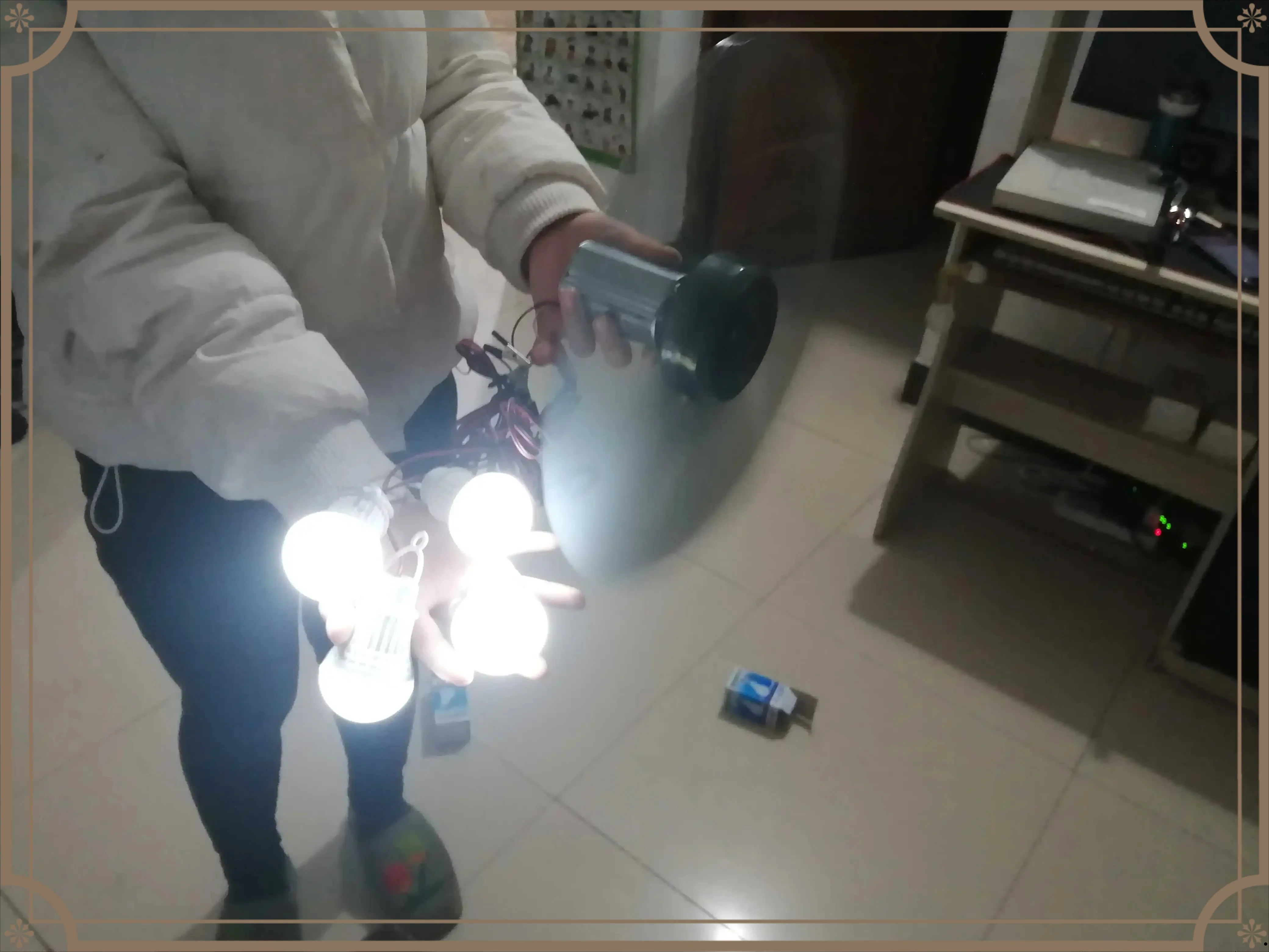 Wind turbine 12V volt 24V volt 120V volt 80W small permanent magnet DC hand generator high power light