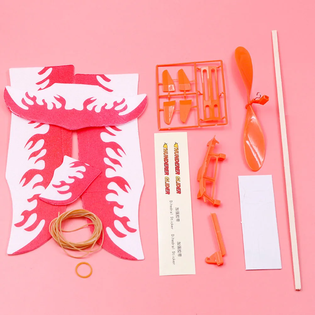 

3Pcs Rubber Band Powered Glider Plastic Airplanes Easy Assembly Outdoor Flying Fun for Kids Boys Party Favor Airplane Toys