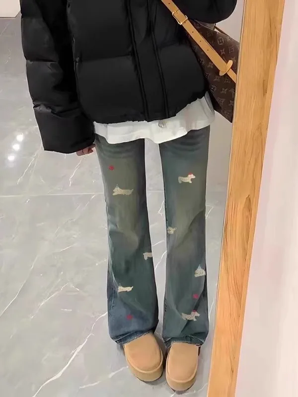 

Джинсы-клеш с высокой талией для женщин, эластичные, утягивающие, в стиле ретро, больших размеров, для фигуры типа «груша», весна 2026, для повседневной носки