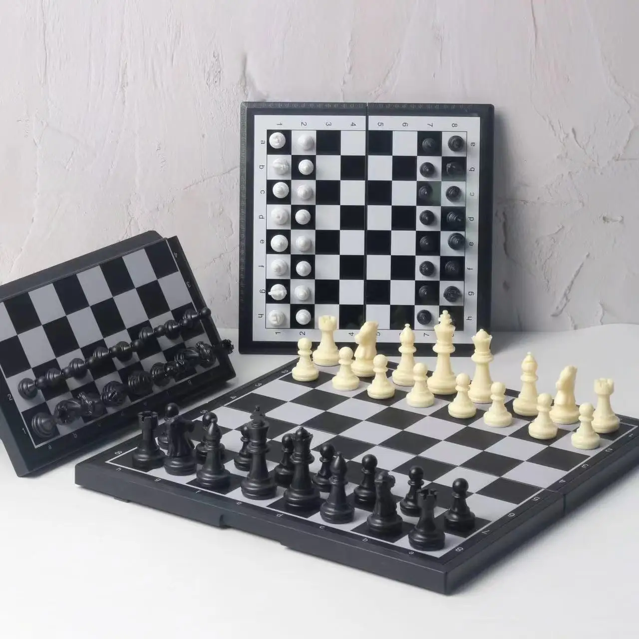 

Bear card science education toys international chess students leisure and entertainment folding dice chess