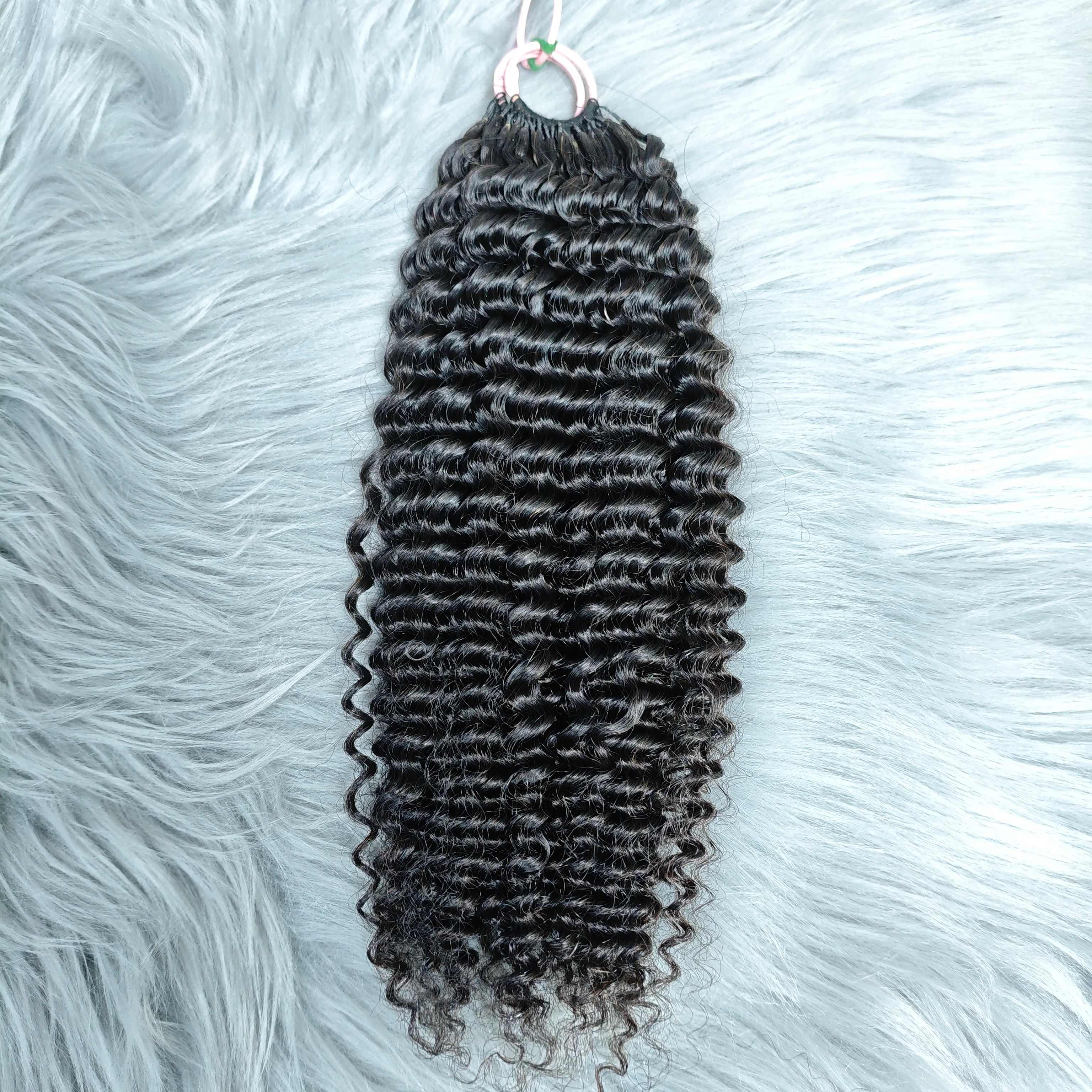 وصلات شعر كروشيه منفصلة مسبقًا من الريش غريب مجعد 100% حزمة شعر بشري لتضفير النساء اللون الطبيعي السائبة 100 جرام/pcak