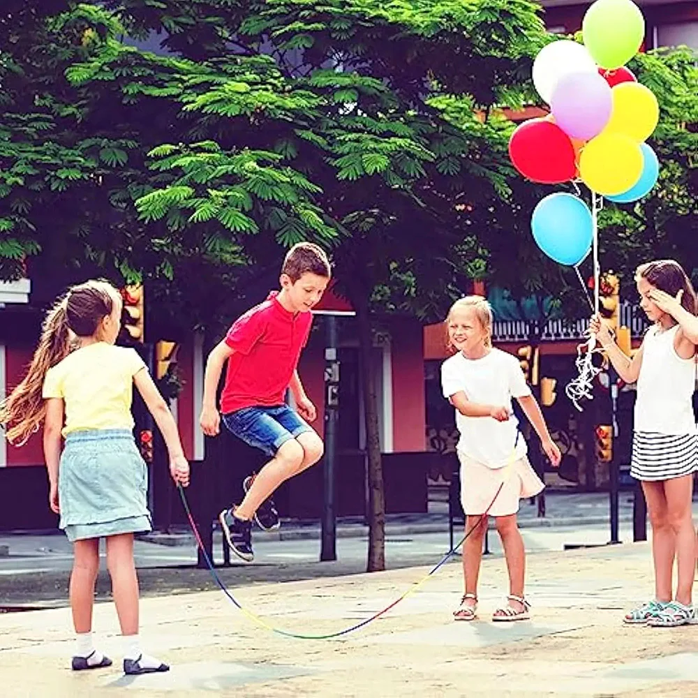 حبل قفز طويل بألوان قوس قزح للأطفال (5 أمتار) - حبل سرعة متين لممارسة التمارين الجماعية وألعاب الاستراحة وفصول التعليم البدني