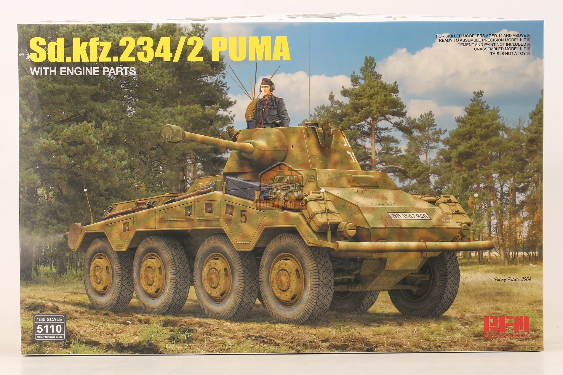 RYEFIELD MODEL  RM-5110 1/35 German Sd.kfz.234/2 Puma With Engine Parts - Scale Model Kit