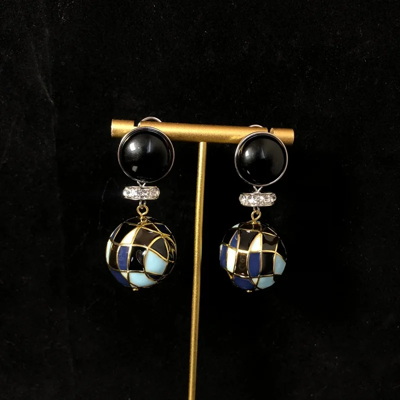 Retro classic enamel glaze contrasting color copper earrings three-dimensional round pendants ear stud