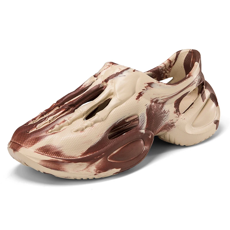 

2025 Summer Fashion Men's Clogs Casual Shoes EVA Skull Lightweight Wholesale Clog for Men Working Beach Sandals Mules Slippers
