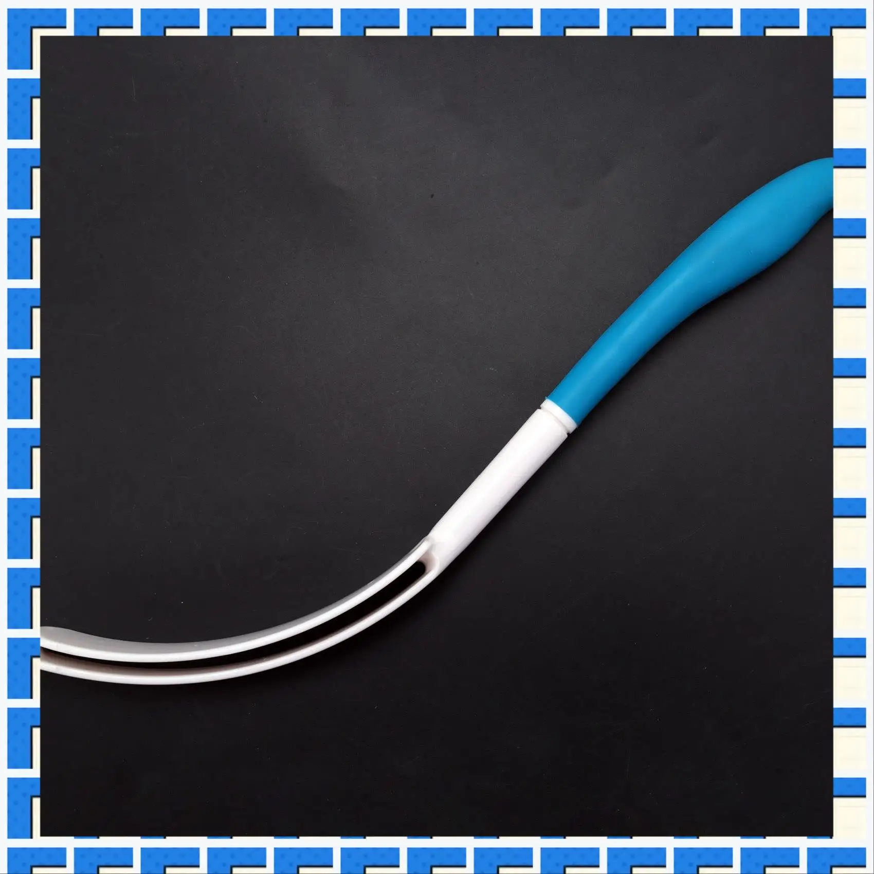 فرشاة استحمام خلفية ABNG فرشاة استحمام سهلة الوصول مع مقبض غير قابل للانزلاق فرشاة استحمام منحنية طويلة مناسبة للاستحمام لكبار السن