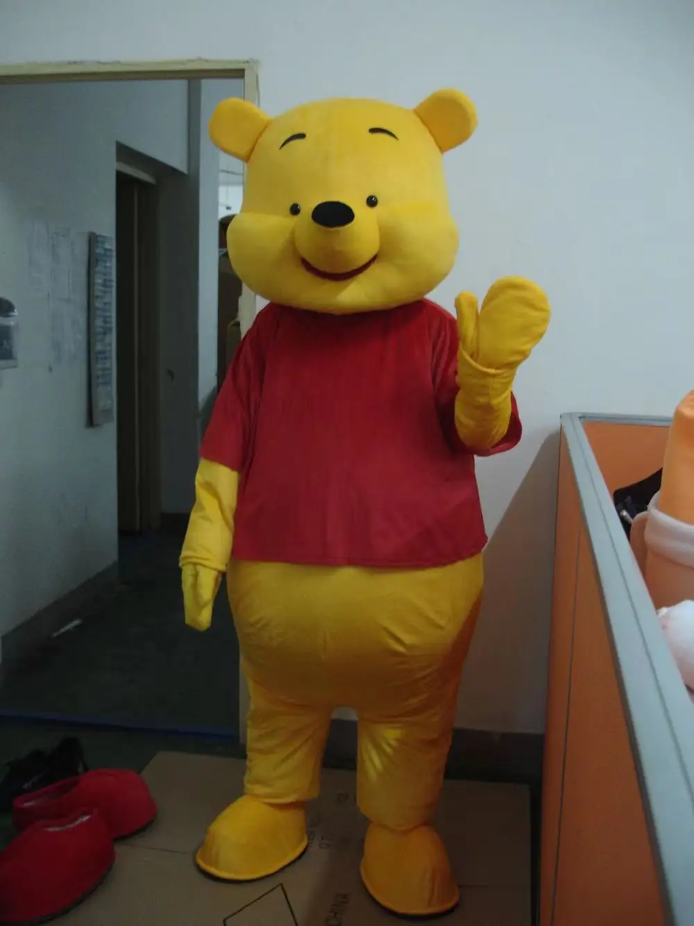 Hochwertiges Erdbeerbär-Maskottchen-Kostüm, Cartoon-Figur, Kostüme, Winnie-Maskottchen-Kostüm, Kostüm, Party-Anzug