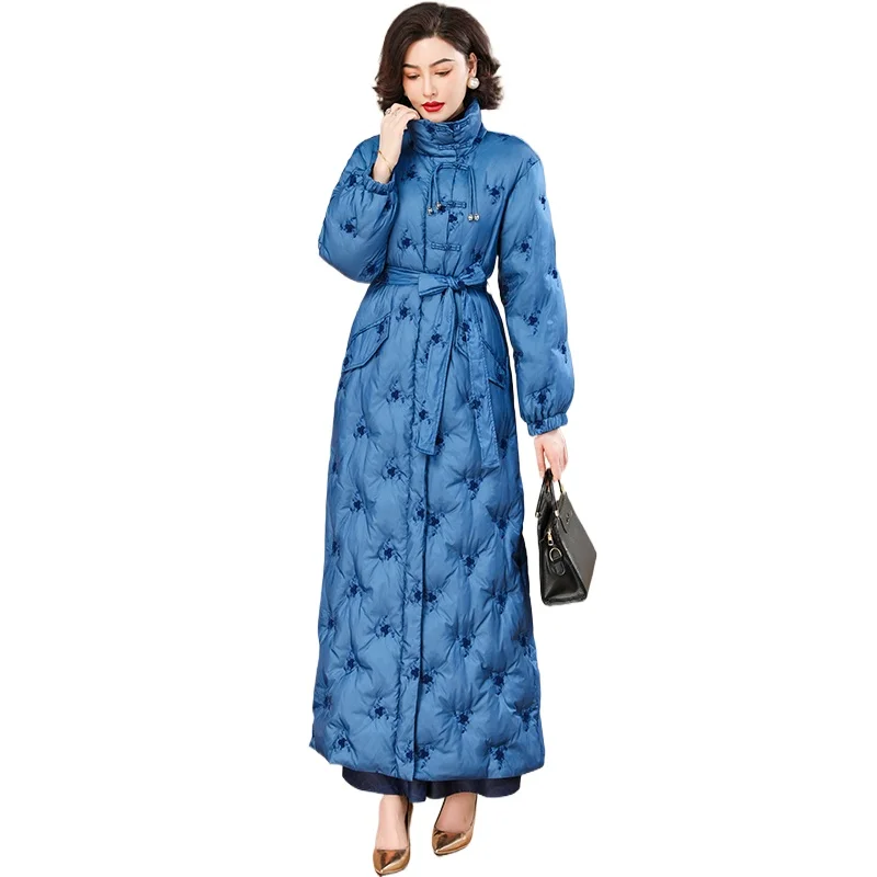 

2025 Women Embroidered Floral Parkas Space Cotton Thick Long Coat Zipper Winter X-Long Overcoat Blue Oversized Outwear Quality