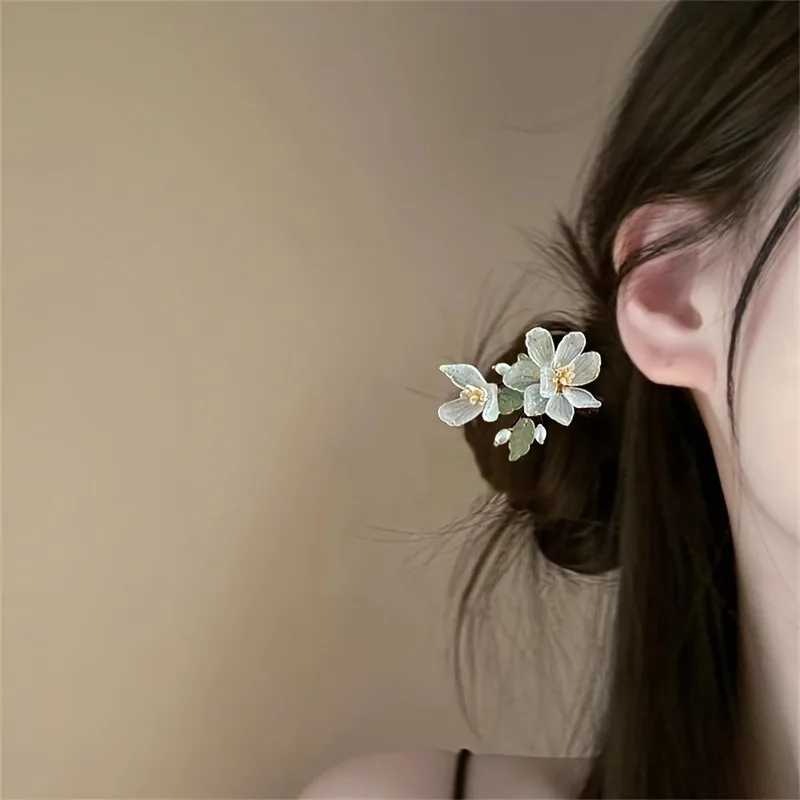 1PC Nuovo Cinese Magnolia Fiore a Forma di Palla Panino Intrecciato Capelli di Legno Tornante di Nicchia Design Elegante Temperamento Cheongsam Copricapi