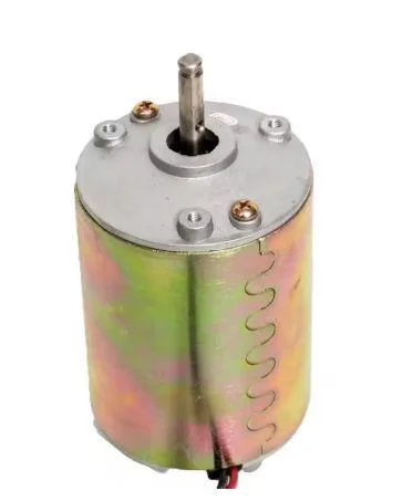 The Mexican customer Daniel needs eight car parts model 2501B.