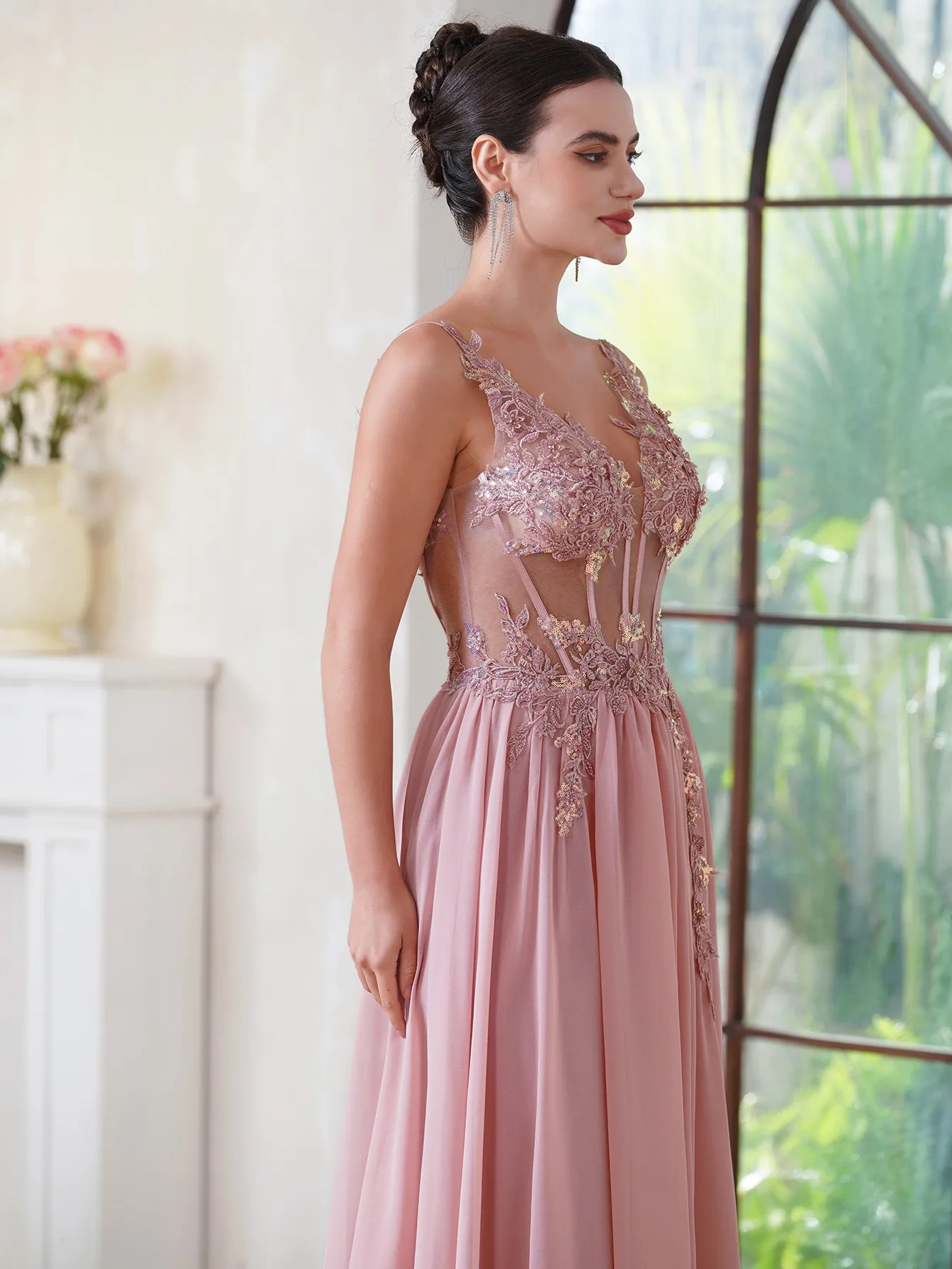 Elegant Dusty Pink Prom Dresses 2024 V Neck Beaded Appliques Illusion Spaghetti Strap Evening Gowns Formal Party Vestido De Gala