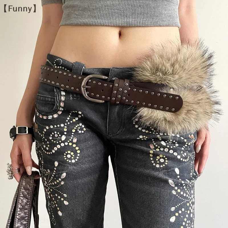 เข็มขัดหนัง PU ประดับหมุดและขนสัตว์เทียม สไตล์สาวหวานสุดแซ่บ สายคาดเอวขนปุยสไตล์เกาหลี ตกแต่งกางเกงยีนส์ เข็มขัดเอว Y2K