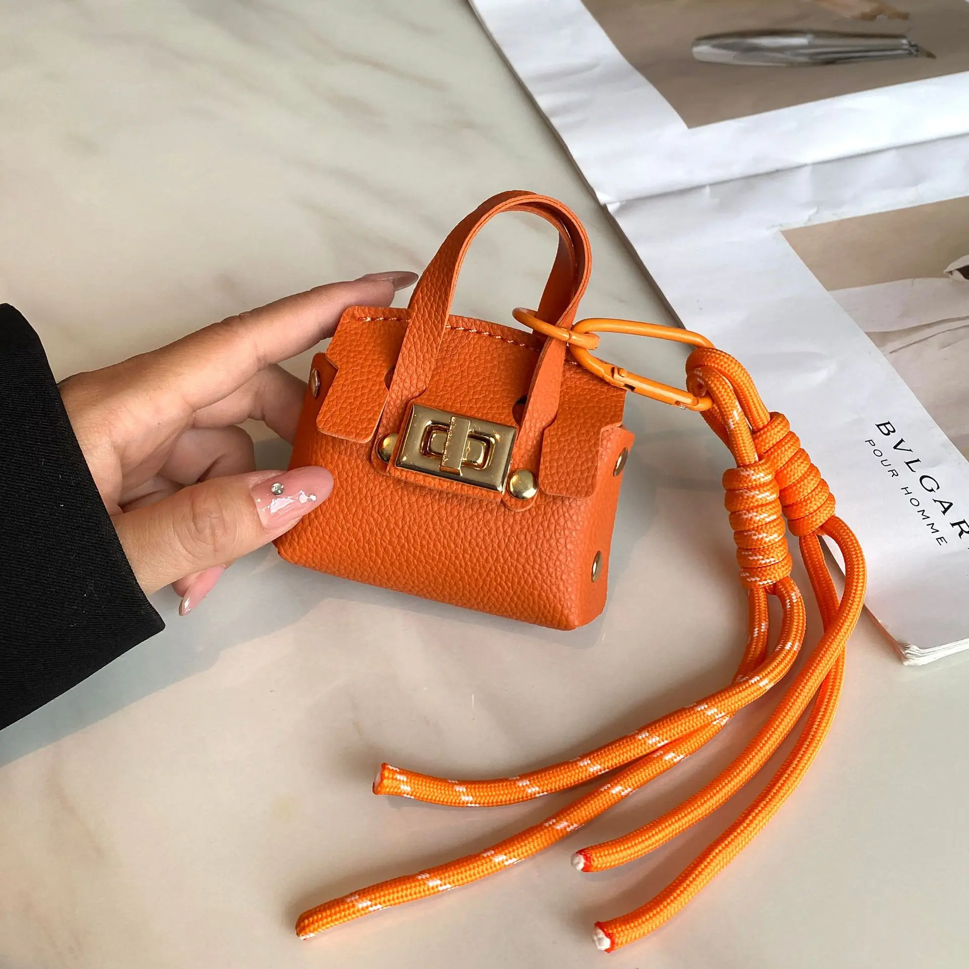 Рисунок 5 - Новая мини-сумка с подвеской