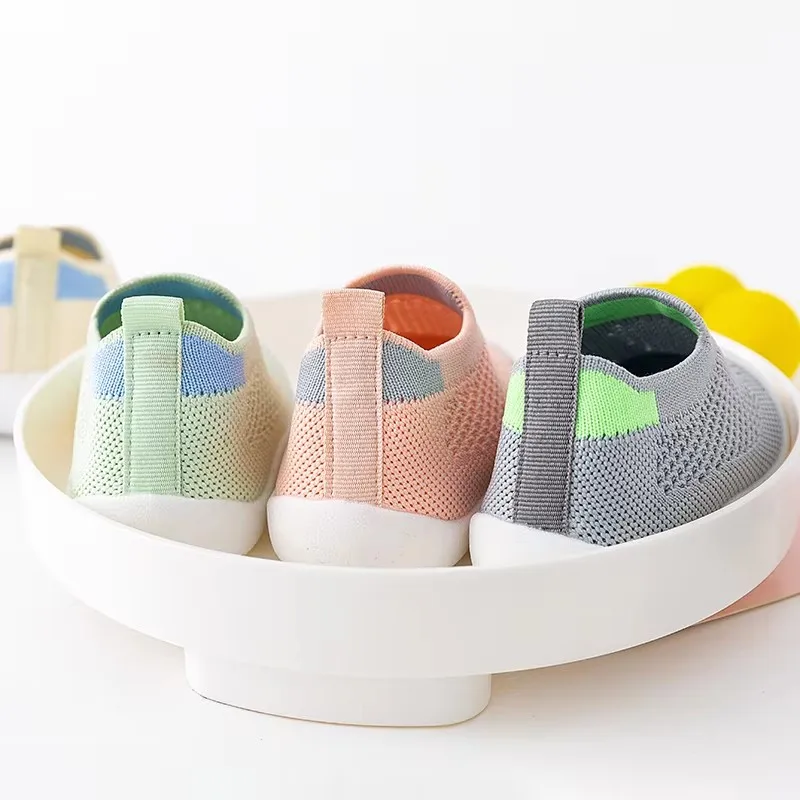 ربيع شعبي جديد حذاء طفل شبكة متماسكة تنفس طفل الفتيات الفتيان 0-3T الصيف الانزلاق على أحذية رياضية كاجوال طفل عدم الانزلاق Prewalker