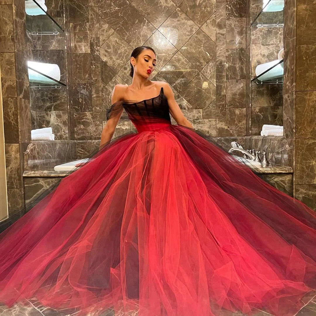 Unique Black & Red Mesh Prom Gowns Mix Colors One Shoulder A Line Formal Party Dresses Long Puffy Tulle Party Gowns Customize