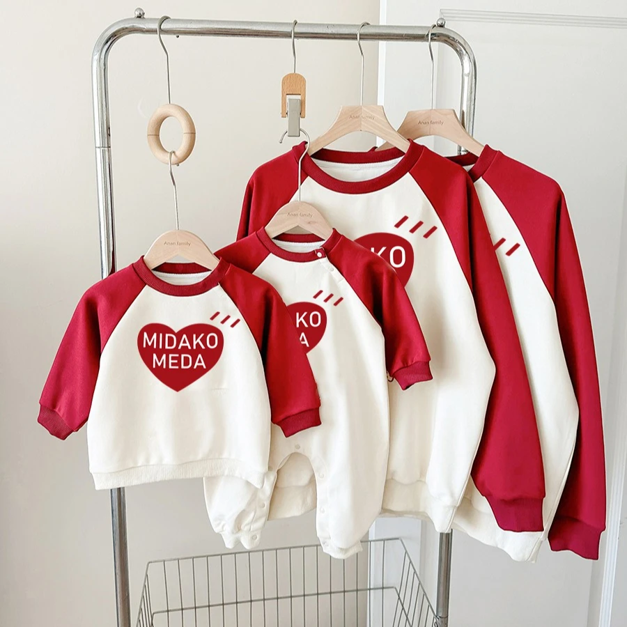 2026 الخريف الأسرة مطابقة الجولة الرقبة هوديي الأم ابنة الأب الابن البلوز رومبير الطفل الزي للجنسين الاطفال الوالدين المحملة