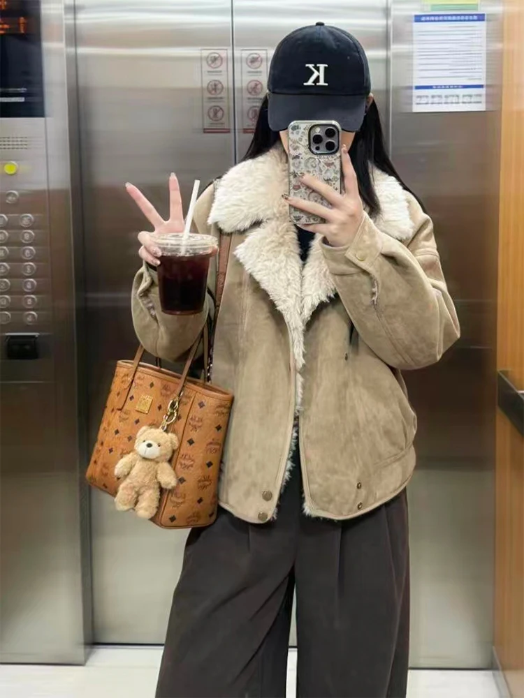 Jaqueta Feminina de Inverno com Gola de Pele de Cordeiro Retrô, Jaqueta de Couro Quente e Confortável, Casual, Solta, em Fibra de Poliéster