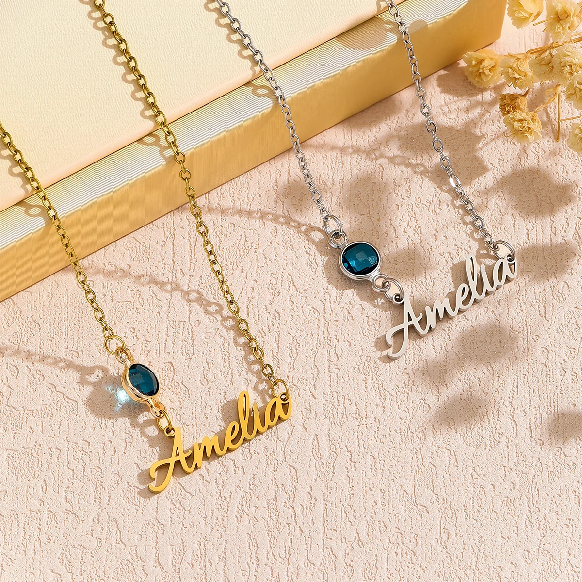 القلائد اسم مخصص للنساء، شخصية الفولاذ المقاوم للصدأ جوهرة الميلاد سلسلة المختنق طوق المجوهرات، هدايا عيد الميلاد