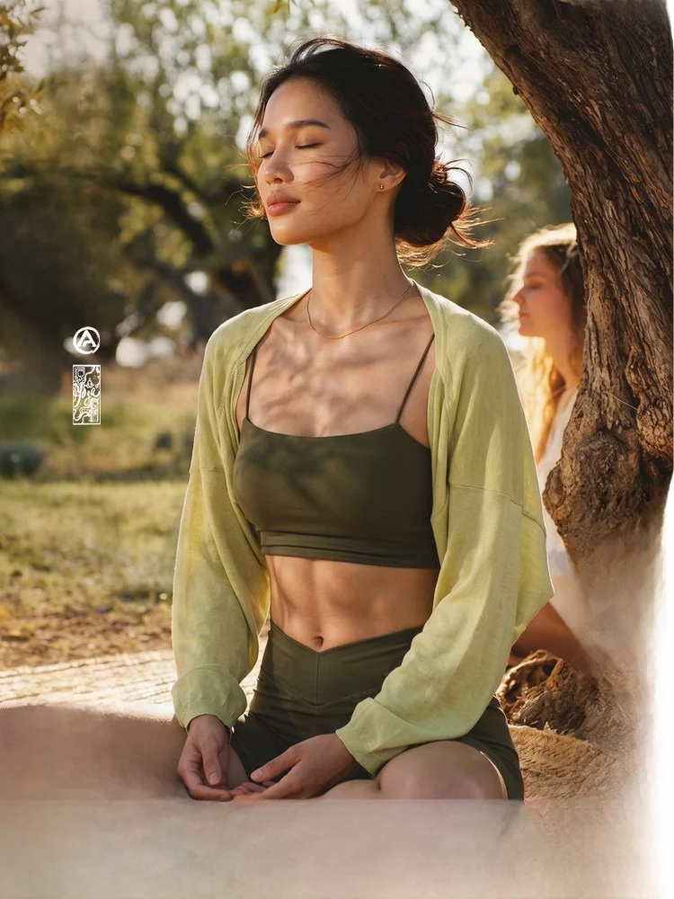 

Lanikar Yoga Women's Loose Fit Long Sleeve Short Cardigan Style Fitness Sportswear Shoulder Shawl Top Breathable Moisture Wic...