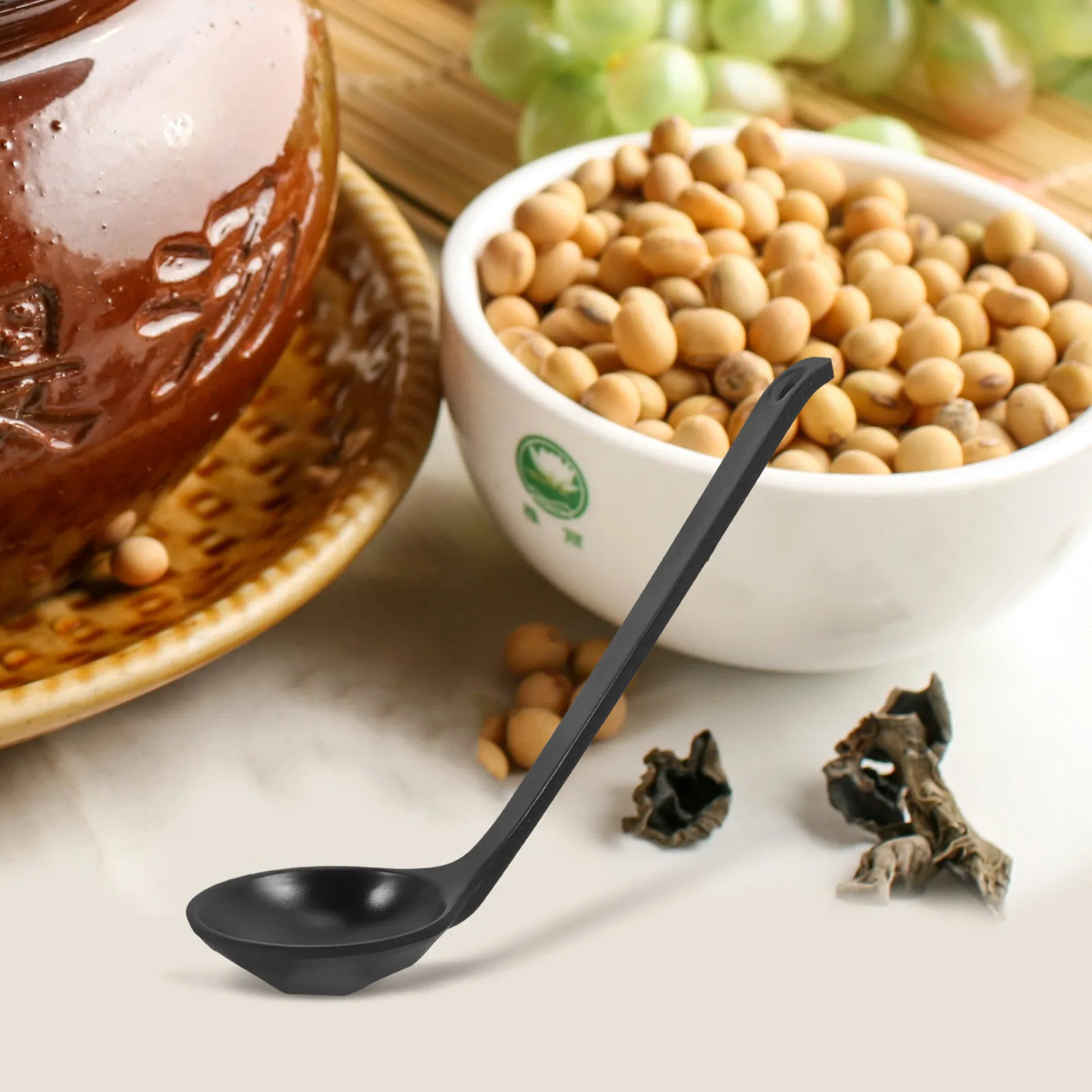 2Pcs Large Kitchen Ladle Ergonomic Soup Spoon with Handle for Ramen Noodles Soup Gravy Stew Serving Home Hotel Banquet Asian