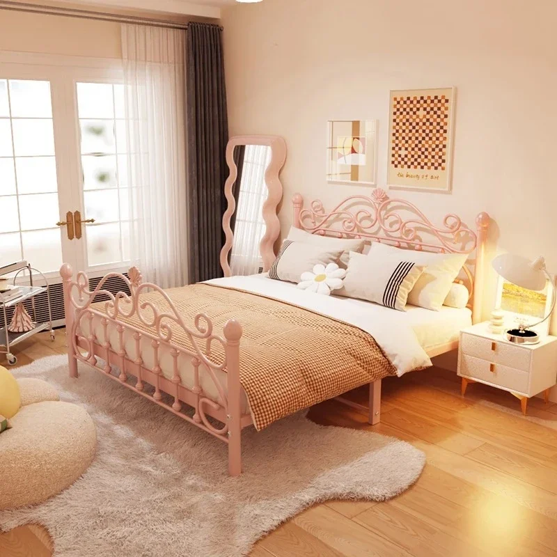 Portable European Bed Modern Metal Girls Design Bedroom Luxury Bed Castle Sex Safe Princess Letto Matrimoniale Home Furniture