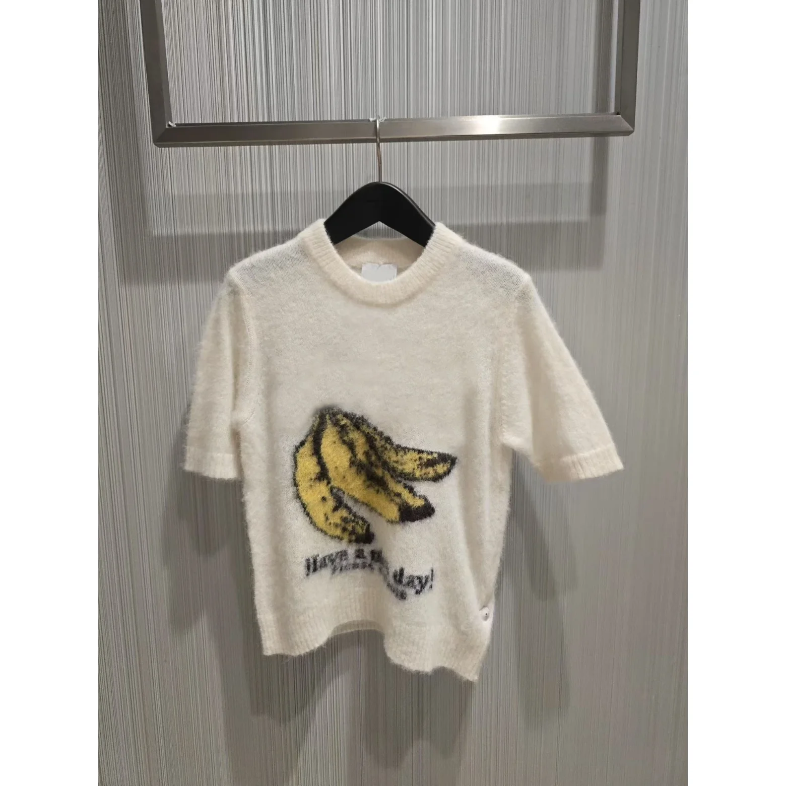 

Милый вязаный топ с банановым узором, круглый вырез, короткий рукав, полиэстер, весна 2026, ранняя коллекция Heidd, женская повседневная модная одежда