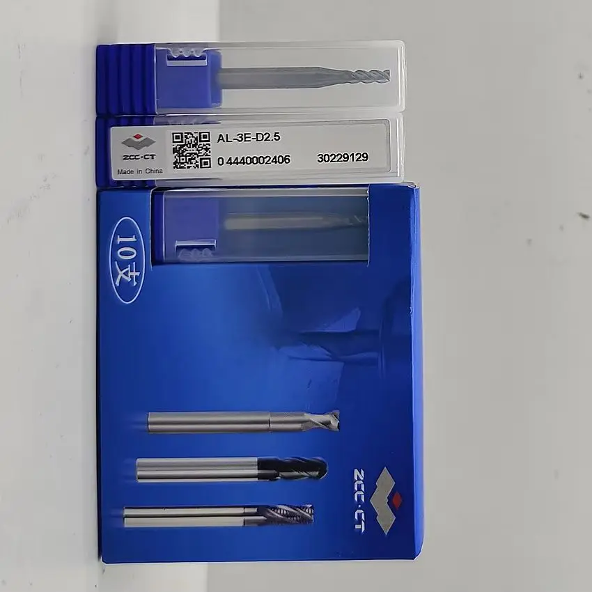 

AL-3E-D2.5 ZCC.CT AL-3E Three blade straight shank flat end milling cutter 3 Flutes Flat end mills Φ2.5*4*7*50 3T Flat end mills