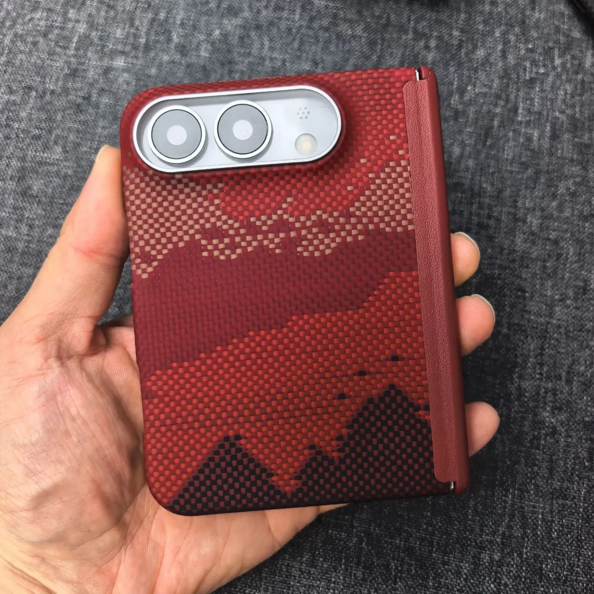 For iPhone Duo 18 Aramid Carbon Fiber Case Magnetic with MagSafe Lightweight Armor Hinge Fold Cover for iPhone 18 Duo Case