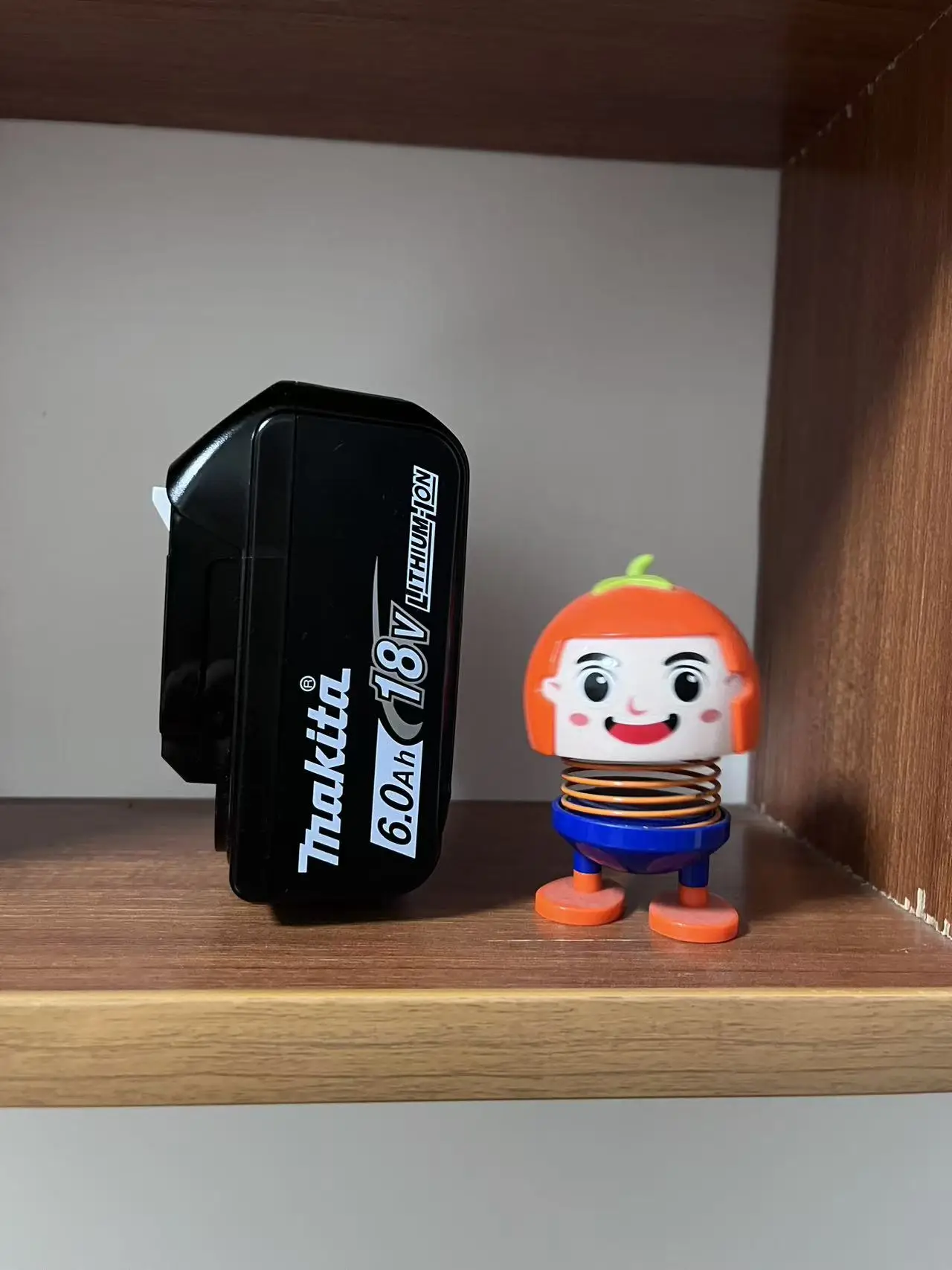 

[Dumbstruck] 100% original makita 18V tool battery , FOR 【makita 18v battery】 BL1850B BL1840B BL1830B BL181 6000mAh