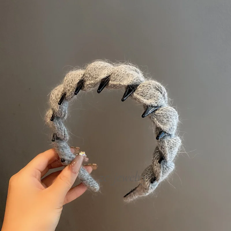 

Atmospheric Autumn Winter Knitted Toothed Non-Slip Headband for Women Fashionable Elegant High Crown Top Outdoor Versatile Hair