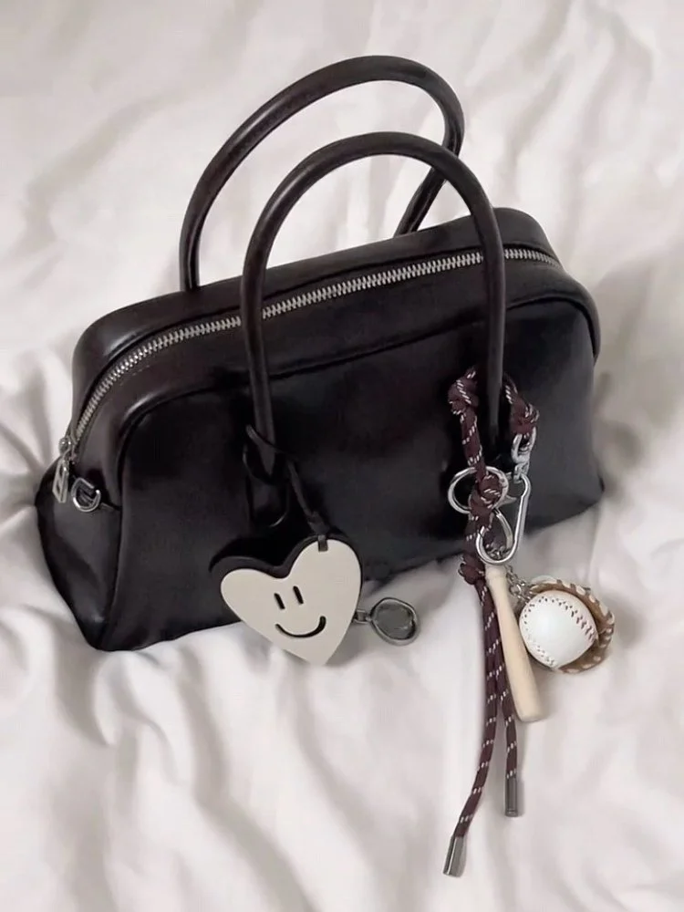 

Fall Vintage Commuter Boston Bag Women's 2025 New Handbag Bowling Bag Pillow Bag Crossbody Bag Casual Simple Sle
