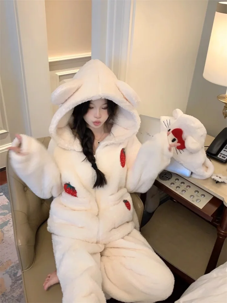Japanese Original Coral Fleece Warm Strawberry Printed Hooded Pajamas Women's  Winter Fleece Thickened Sweet Loungewear Set